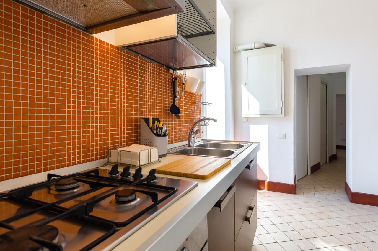Appartamento Lopez 20 A Big Family By Napoliapartments Napoli